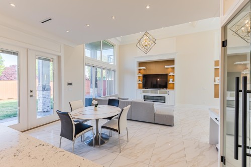 8511 Sierpina Drive, Richmond, BC 