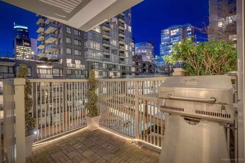 1055 Richards Street, Vancouver, BC 
