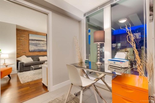 1055 Richards Street, Vancouver, BC 