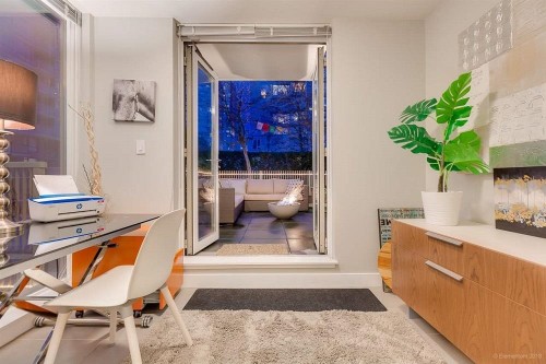 1055 Richards Street, Vancouver, BC 