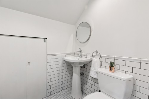 2288 Redbud Lane, Vancouver, BC 