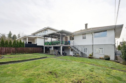 328 18Th Street E, North Vancouver, BC 