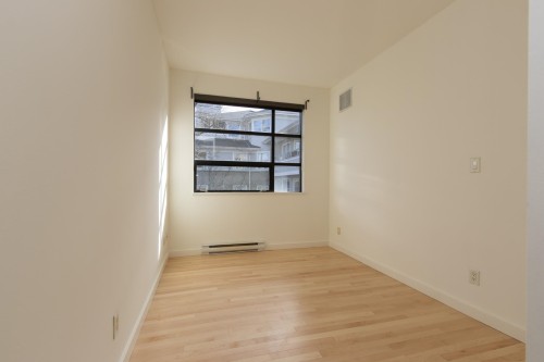 682 16Th Avenue W, Vancouver, BC 