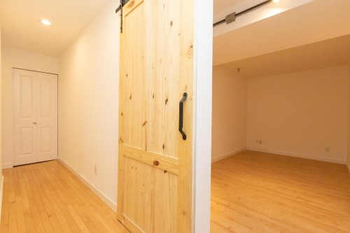 682 16Th Avenue W, Vancouver, BC 