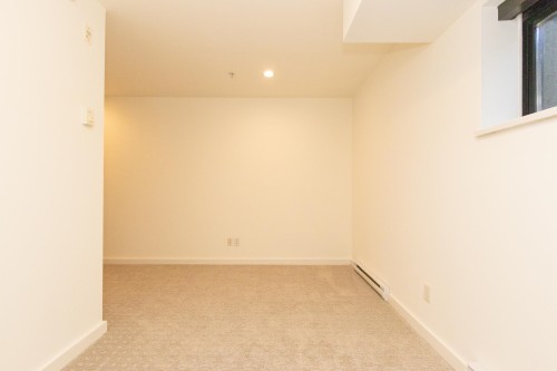 682 16Th Avenue W, Vancouver, BC 