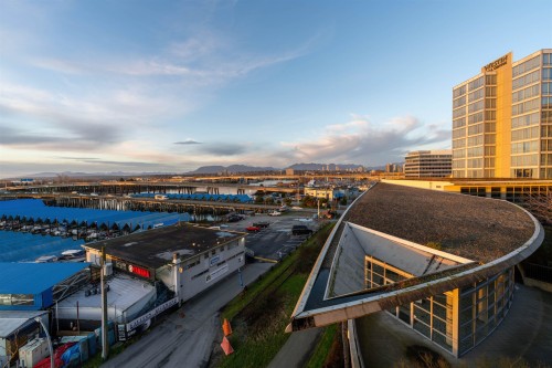 808-3333 Corvette Way  Richmond, BC V6X 0E3