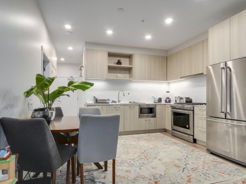 604-721 Anskar Court, Coquitlam, BC 