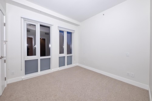 201-6707 Nelson Avenue, West Vancouver, BC 