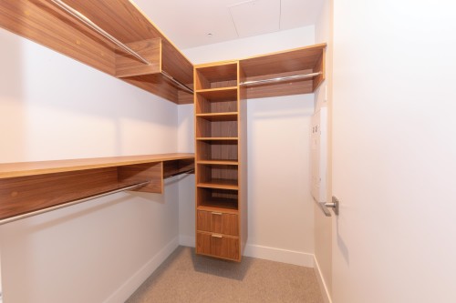 201-6707 Nelson Avenue, West Vancouver, BC 