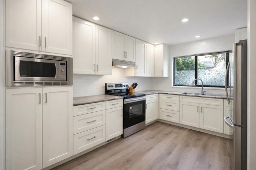 106-511 Gatensbury Street, Coquitlam, BC 