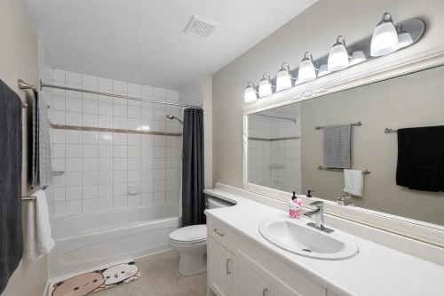 106-511 Gatensbury Street, Coquitlam, BC 