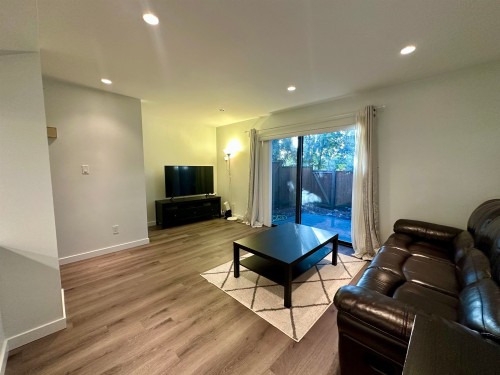 106-511 Gatensbury Street, Coquitlam, BC 