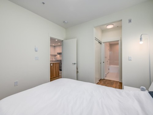 320-750 Dogwood Street, Coquitlam, BC 