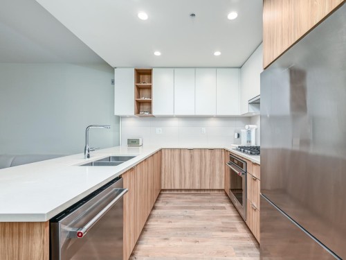 320-750 Dogwood Street, Coquitlam, BC 