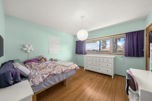 7656 Mckay Avenue, Burnaby, BC 