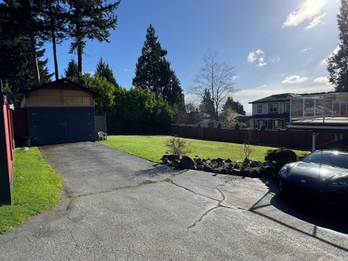 7656 Mckay Avenue, Burnaby, BC 