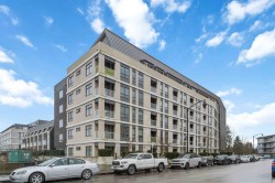 201-22226 Brown Avenue  Maple Ridge, BC V2X 4R2