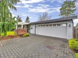 5231 1 Avenue  Delta, BC V4M 1B4