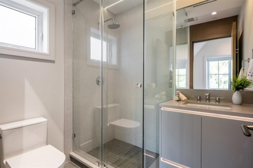 3852 50Th Avenue W, Vancouver, BC 