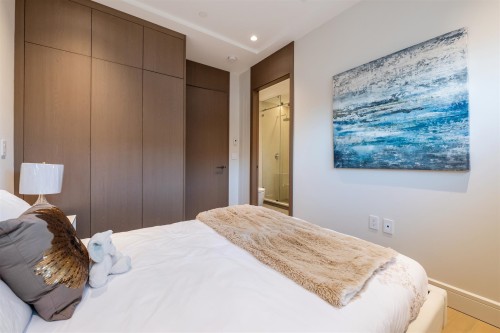 3852 50Th Avenue W, Vancouver, BC 