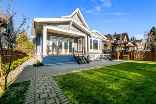 3852 50Th Avenue W, Vancouver, BC 