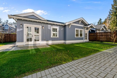 3852 50Th Avenue W, Vancouver, BC 