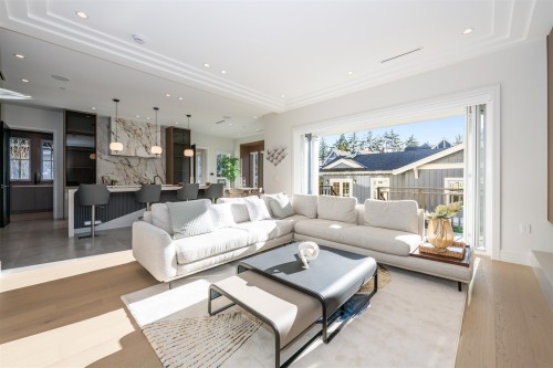 3852 50Th Avenue W, Vancouver, BC 