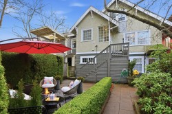 909 18th Avenue W Vancouver, BC V5Z 1W4