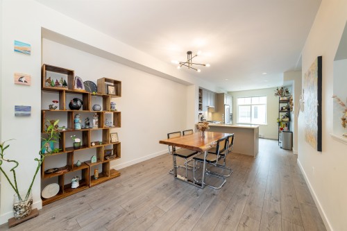 140-3565 Baycrest Avenue, Coquitlam, BC 