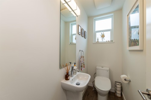 140-3565 Baycrest Avenue, Coquitlam, BC 