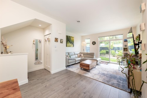 140-3565 Baycrest Avenue, Coquitlam, BC 