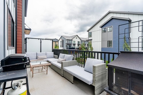 37981 Helm Way, Squamish, BC 