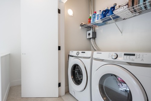 37981 Helm Way, Squamish, BC 