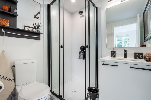 37981 Helm Way, Squamish, BC 