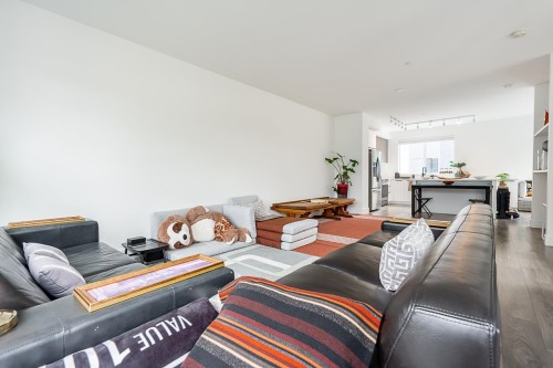 37981 Helm Way, Squamish, BC 