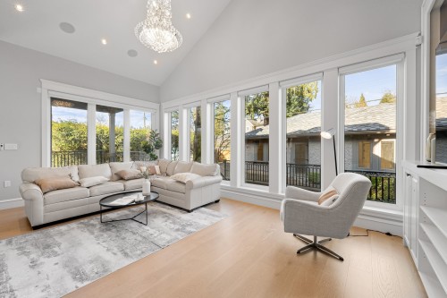 3981 35Th Avenue W, Vancouver, BC 