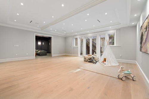 3981 35Th Avenue W, Vancouver, BC 