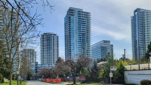 2601-8131 Nunavut Lane  Vancouver, BC V5X 0E2