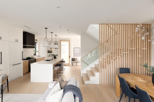 4626 Windsor Street, Vancouver, BC 