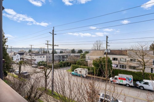 307-315 Tenth Street, New Westminster, BC 