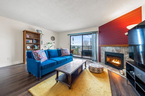 307-315 Tenth Street, New Westminster, BC 