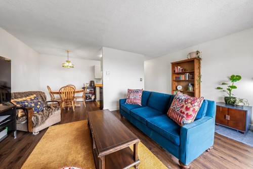 307-315 Tenth Street, New Westminster, BC 