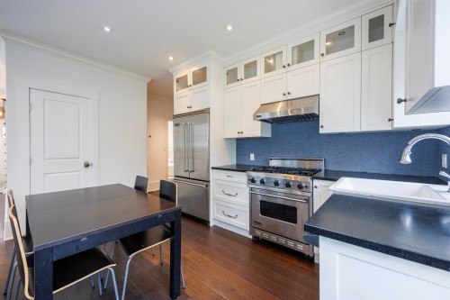 3749 King Edward Avenue W, Vancouver, BC 