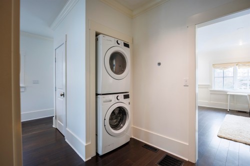 3749 King Edward Avenue W, Vancouver, BC 