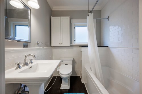 3749 King Edward Avenue W, Vancouver, BC 