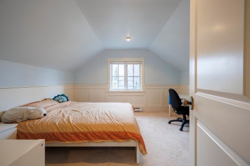 3749 King Edward Avenue W, Vancouver, BC 