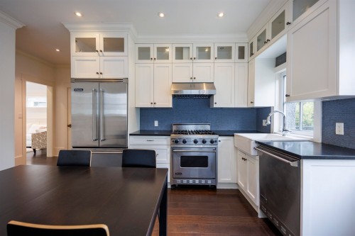 3749 King Edward Avenue W, Vancouver, BC 