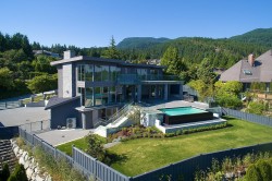 4265 Rockbank Place  West Vancouver, BC V7W 1A8
