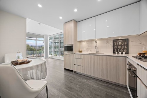 703-5311 Goring Street  Burnaby, BC V5B 0B5