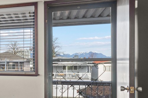 2225 35Th Avenue E, Vancouver, BC 